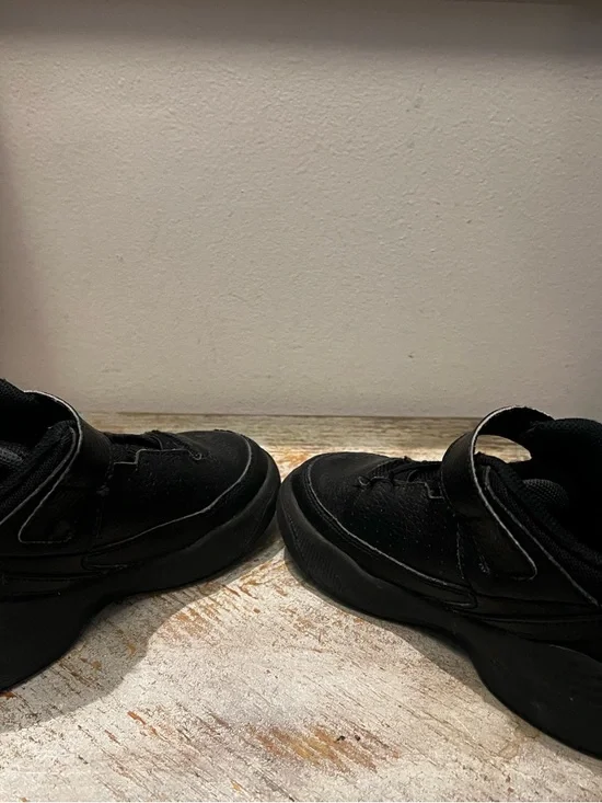 Nike Air Jordan’s Kids Black Athletic Sneakers with Velcro Strap Size 13 C - Picture 7 of 10